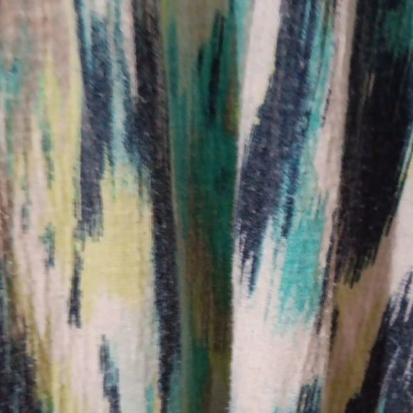 Multicolor Patterned Women's Top - Picture 3 of 3